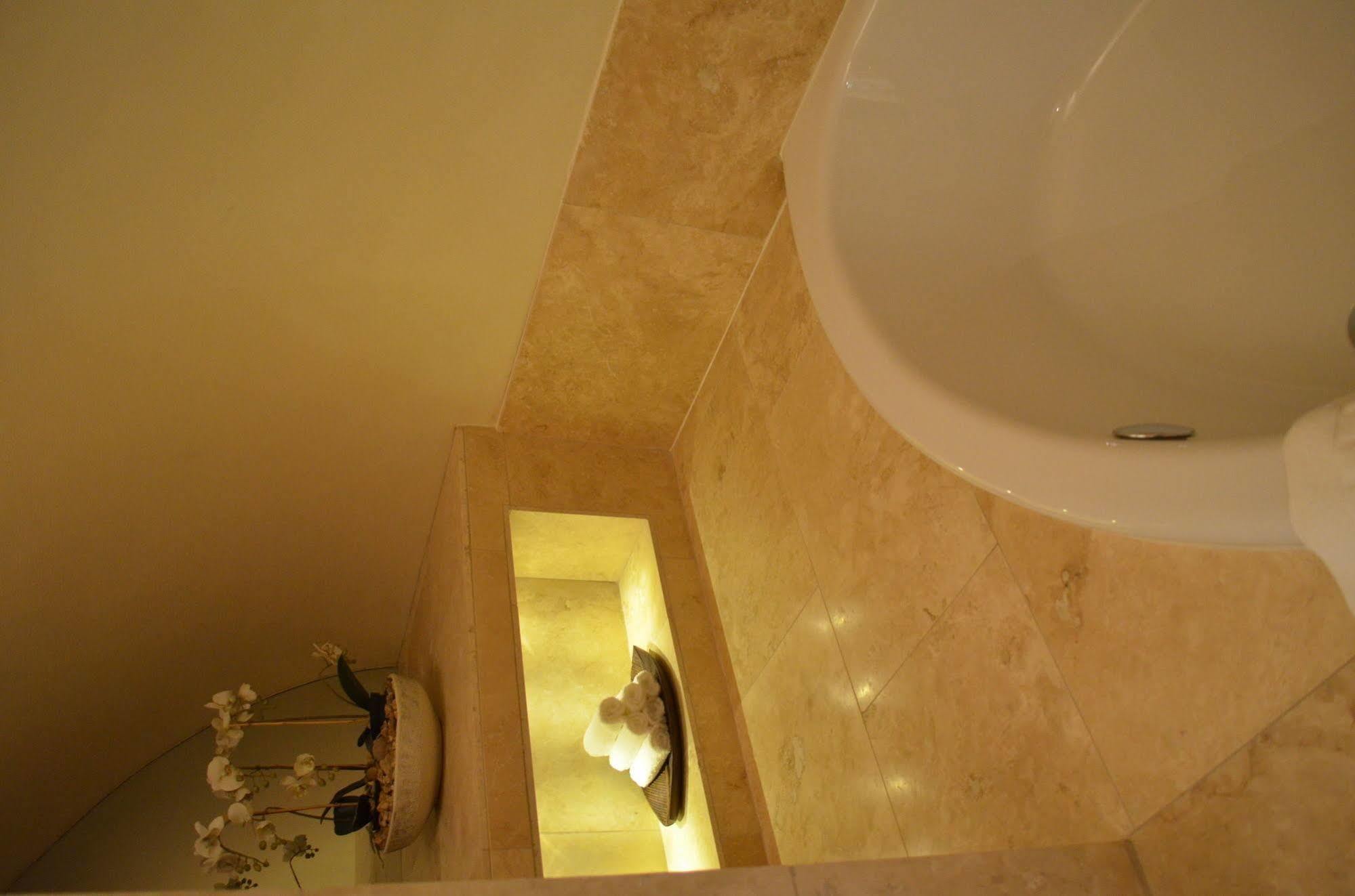 바스 Apsley House B&B 외부 사진